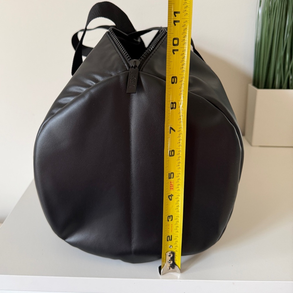 New Diesel duffle bag 18*9 - Picture 7 of 7
